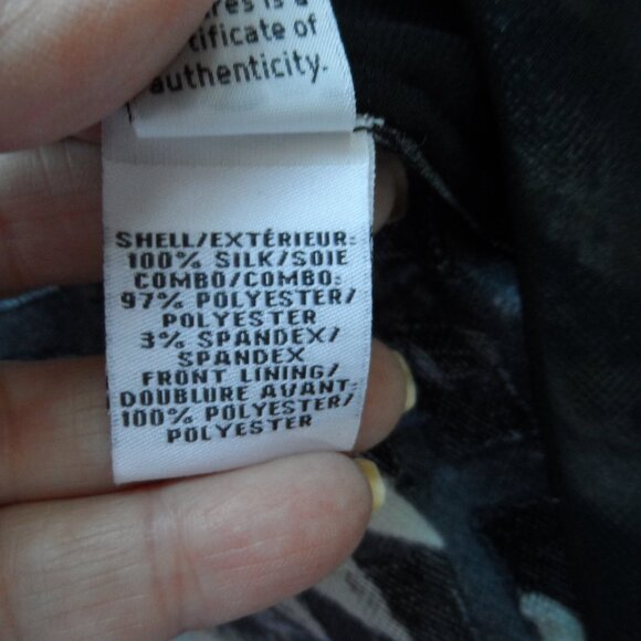 Diane Von Furstenberg Black Multi 100% Silk Skirt- Blouse Set Size 2 - Picture 15 of 16